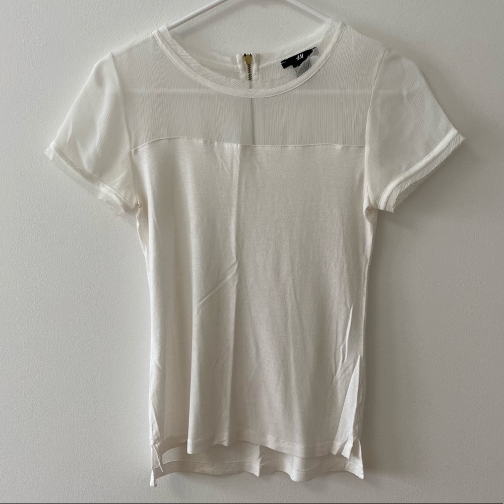 H&M WHITE SHEER ZIPPER BACK BLOUSE